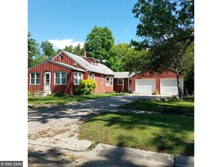 209 Dakota Ave NW, Pennock, MN 56279