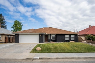 1530 W Median Cir, Porterville, CA 93257