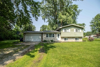 7070 Quain Rd, Birch Run, MI 48415