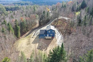 106 Point of View Dr, Littleton, NH 03561