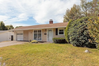 38 Mcdevitt Rd, Randolph, MA 02368