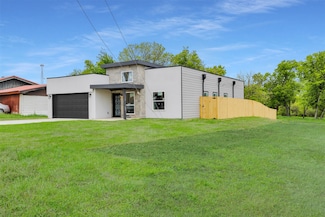 206 Gilmer St, Rice, TX 75155