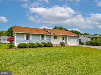 602 Castle Ct, Bethany Beach, DE 19930
