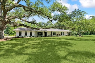 18819 Sister's Rd, Ponchatoula, LA 70454