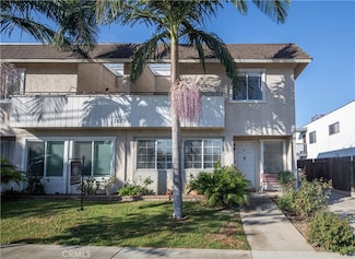 17661 Van Buren Ln Unit B, Huntington Beach, CA 92647