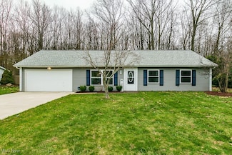 6846 Dave Dr, Madison, OH 44057