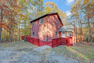 2228 Southport Dr, East Stroudsburg, PA 18302