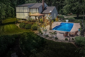 324 Bayberry Ln, Reedville, VA 22539