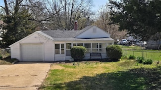 3240 Airway Ave, Saint Louis, MO 63114