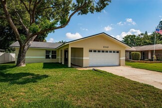 2112 Bramblewood Dr N, Clearwater, FL 33763