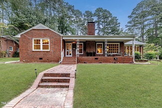 702 N Vance St, Sanford, NC 27330