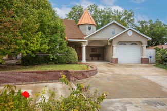 1220 Monroe St NE, Albuquerque, NM 87110