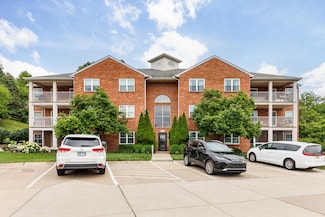 402 Keeneland Dr, Fort Thomas, KY 41075