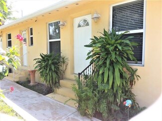 1123 N 17th Ave Unit B, Hollywood, FL 33020