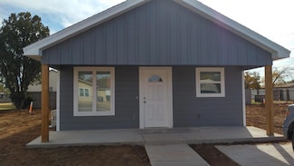 1101 14th St, Abernathy, TX 79311