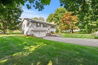 166 Rea St, North Andover, MA 01845
