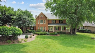 1561 Oxford Ct, Gallatin, TN 37066