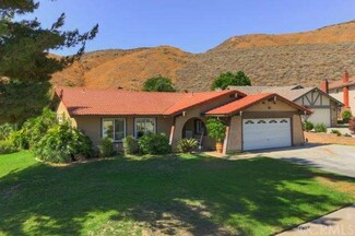 1634 Summit Crest Ct, San Bernardino, CA 92405