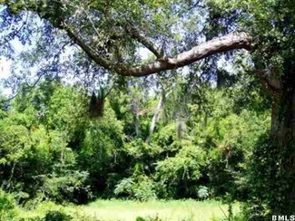 712 16th St, Port Royal, SC 29935