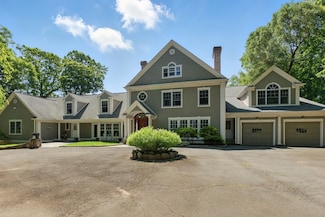 91 Dogwood Ln, Stamford, CT 06903