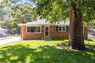 3848 40th St, Des Moines, IA 50310