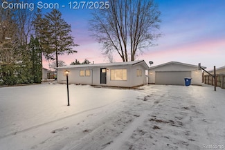 5698 McGrandy Rd, Bridgeport, MI 48722