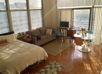 61 Brookline Ave Unit 421, Boston, MA 02215