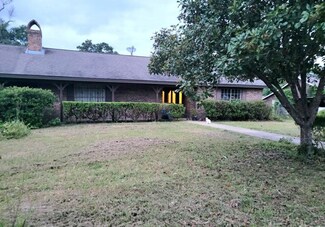 20539 Highway 105, Cleveland, TX 77328