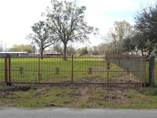 1785 Greenfield Rd, Prairie View, TX 77445