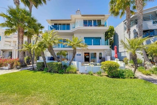 1177 Pacific Beach Dr Unit A, San Diego, CA 92109