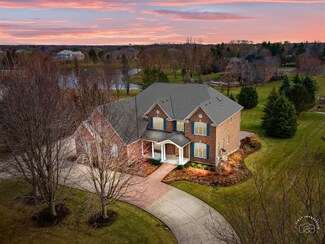 7N197 Windsor Dr, Saint Charles, IL 60175