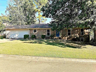 2 Holly Oak Dr, Arkadelphia, AR 71923