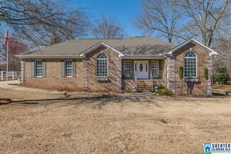 35 Leigh Dr, Thorsby, AL 35171