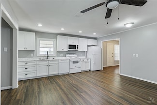 1712 Ross Ave, Carrollton, TX 75006