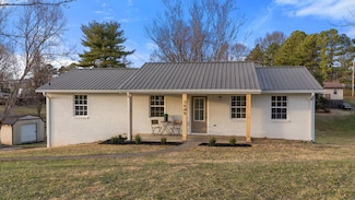 3649 Halifax Cir, Morristown, TN 37813