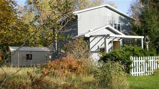 6996 W 30 Rd, Harrietta, MI 49638