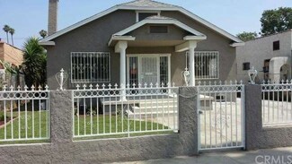 907 W 82nd St, Los Angeles, CA 90044