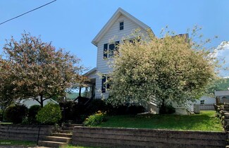 2039 Whitford Ave, Williamsport, PA 17702