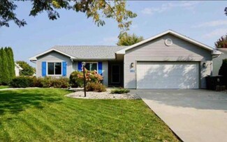 894 Baneberry Dr, Sun Prairie, WI 53590