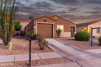 5252 E Desert Straw Ln, Tucson, AZ 85756