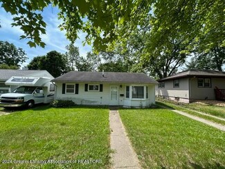 306 Cox Blvd, Lansing, MI 48910