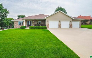 1530 3rd Ave SW, Le Mars, IA 51031