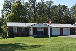 237 Woodland Dr, Hillsboro, OH 45133