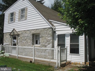 1815 Lehman St, Hershey, PA 17033