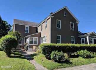 3 Stone Hill Rd, Lenox, MA 01240