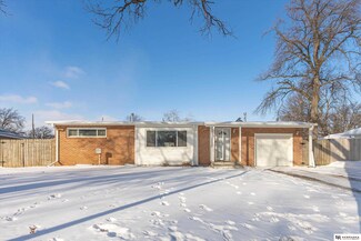 3421 Touzalin Ave, Lincoln, NE 68507