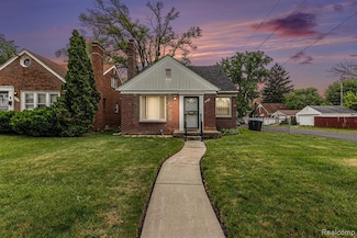 15377 Heyden St, Detroit, MI 48223