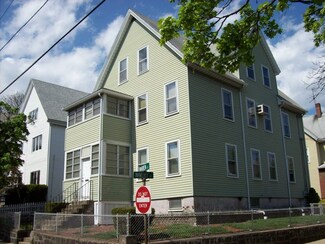 31 Warren St, Everett, MA 02149