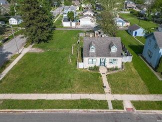 2821 Alexander St, Fort Wayne, IN 46806
