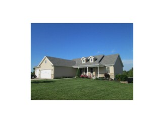 7237 SW Crystal Ln, Trimble, MO 64492